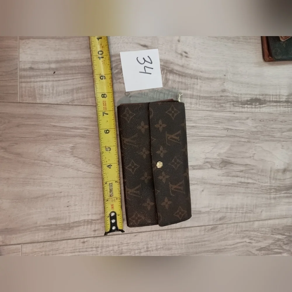 Louis Vuitton Monogram Sarah Long Wallet